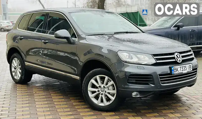 Внедорожник / Кроссовер Volkswagen Touareg 2011 2.97 л. Автомат обл. Ровенская, Ровно - Фото 1/17