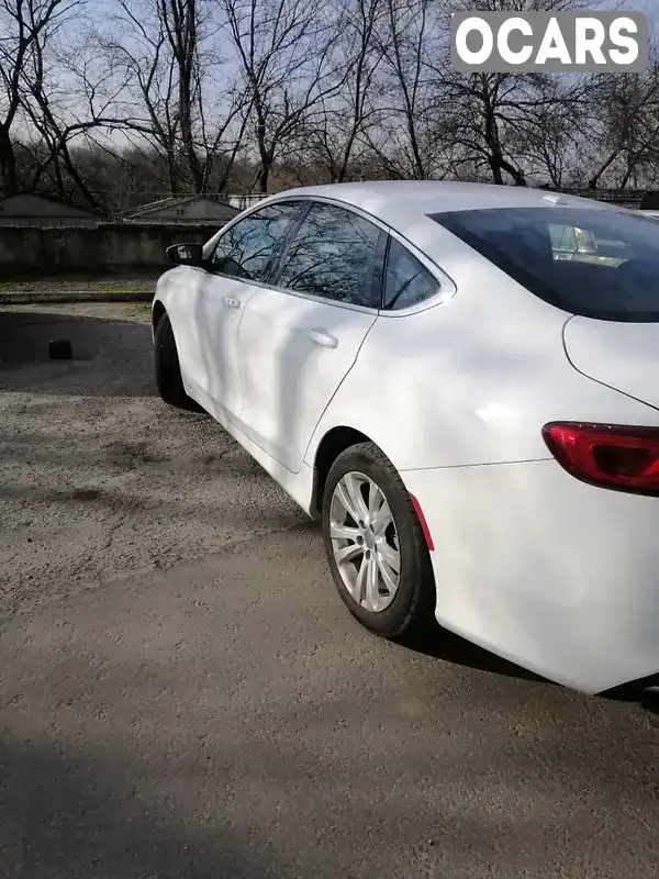 Седан Chrysler 200 2015 2.4 л. Автомат обл. Запорожская, Запорожье - Фото 1/21