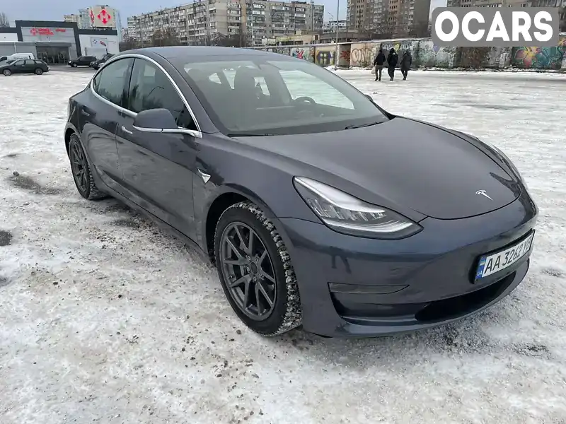 Седан Tesla Model 3 2020 null_content л. Автомат обл. Киевская, Киев - Фото 1/20