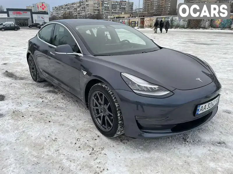 Седан Tesla Model 3 2020 null_content л. Автомат обл. Київська, Київ - Фото 1/20