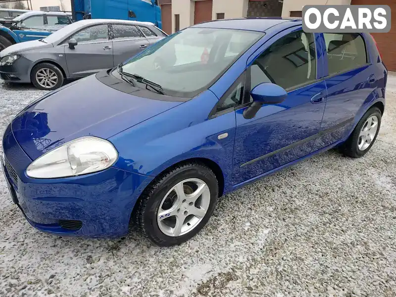 Хетчбек Fiat Punto 2008 1.3 л. Ручна / Механіка обл. Івано-Франківська, Калуш - Фото 1/15