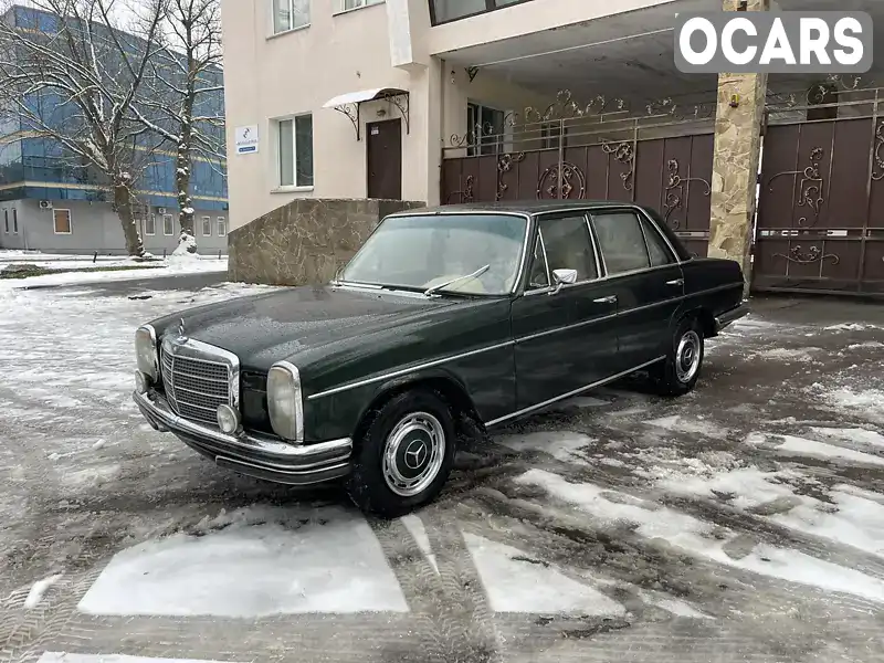 Седан Mercedes-Benz E-Class 1973 3 л. Ручна / Механіка обл. Київська, Київ - Фото 1/21