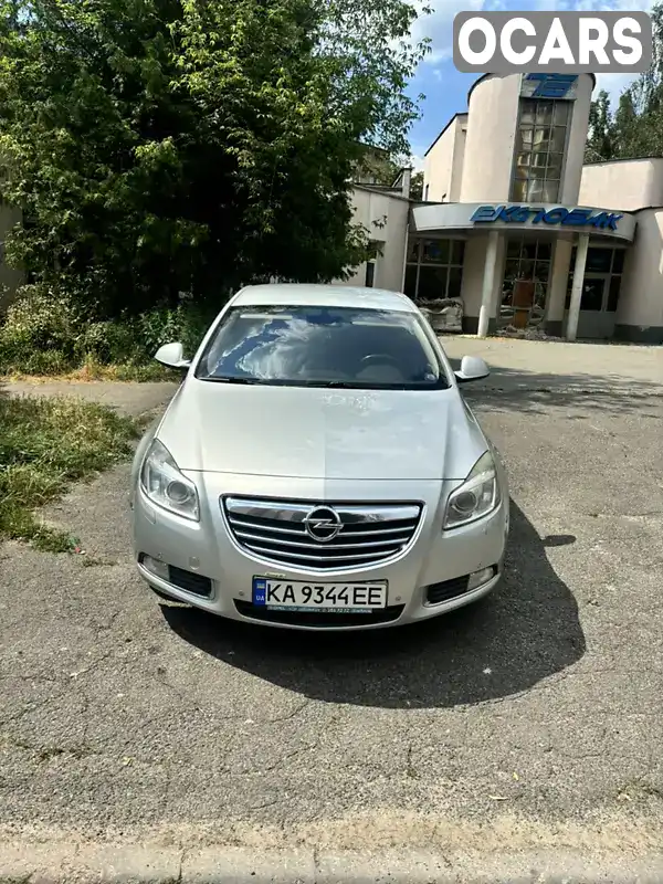 Седан Opel Insignia 2011 2 л. Автомат обл. Київська, Київ - Фото 1/21