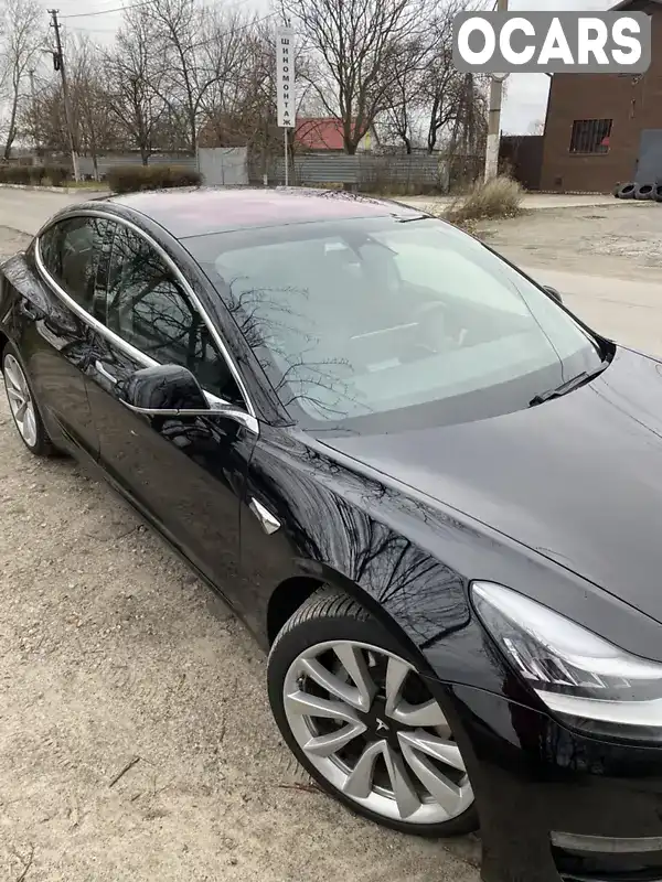 Седан Tesla Model 3 2018 null_content л. обл. Запорізька, Запоріжжя - Фото 1/16