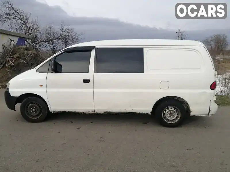 Мінівен Hyundai H-1 2002 2.5 л. Ручна / Механіка обл. Одеська, Доброслав Комінтернівське - Фото 1/7