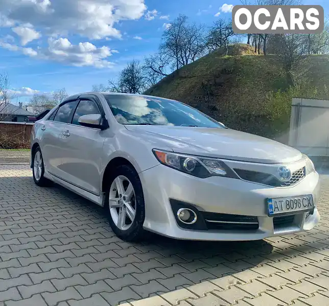 Седан Toyota Camry 2013 2.49 л. Типтроник обл. Ивано-Франковская, Коломыя - Фото 1/21