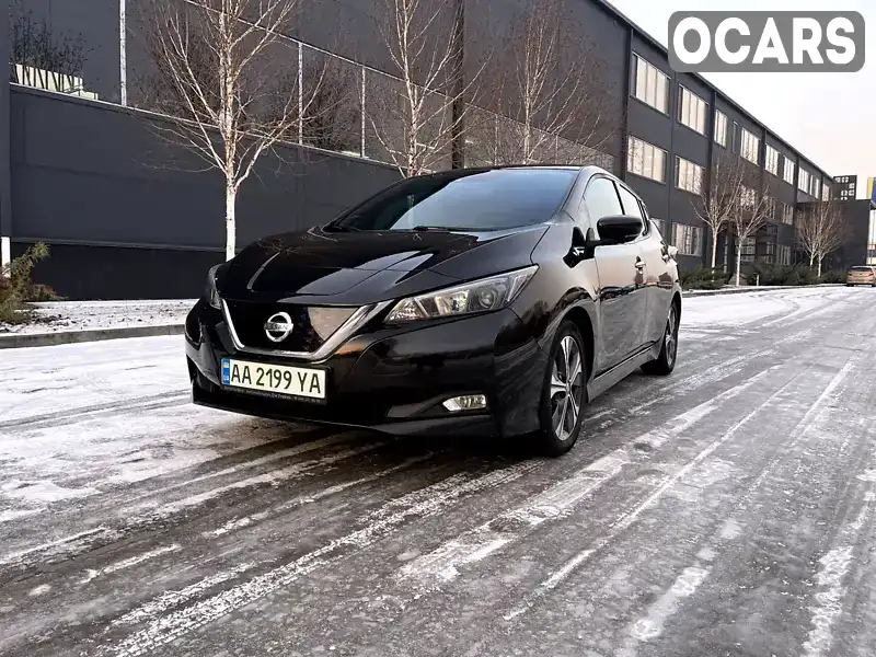 Хэтчбек Nissan Leaf 2019 null_content л. Автомат обл. Киевская, Киев - Фото 1/15