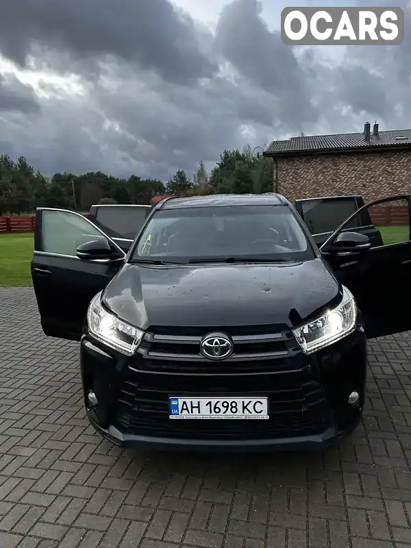 Позашляховик / Кросовер Toyota Highlander 2017 null_content л. обл. Івано-Франківська, Івано-Франківськ - Фото 1/16