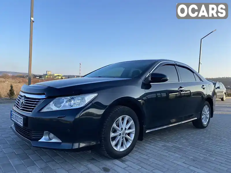 Седан Toyota Camry 2011 2.49 л. Автомат обл. Львовская, Золочев - Фото 1/21