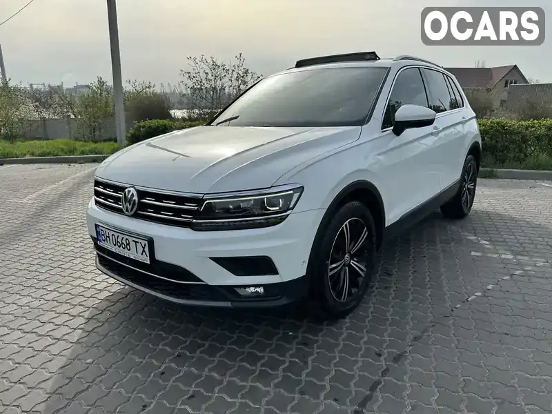 Внедорожник / Кроссовер Volkswagen Tiguan 2018 1.98 л. Автомат обл. Одесская, Одесса - Фото 1/21