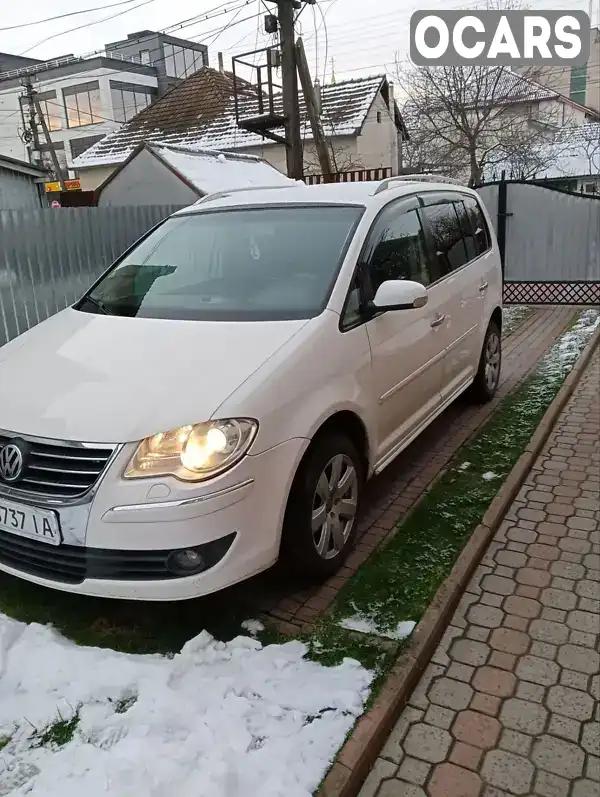 Мінівен Volkswagen Touran 2007 1.98 л. Автомат обл. Закарпатська, Іршава - Фото 1/16