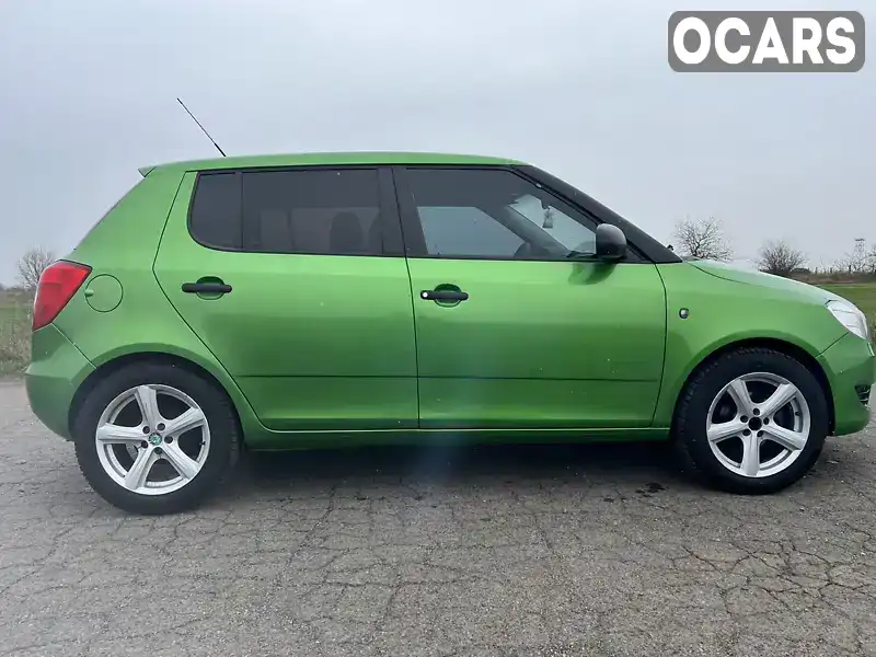 Хетчбек Skoda Fabia 2011 1.2 л. Ручна / Механіка обл. Вінницька, Вінниця - Фото 1/21