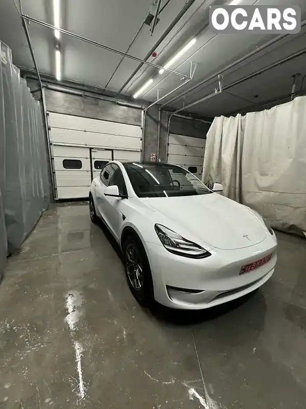 Внедорожник / Кроссовер Tesla Model Y 2021 null_content л. Автомат обл. Киевская, Киев - Фото 1/8