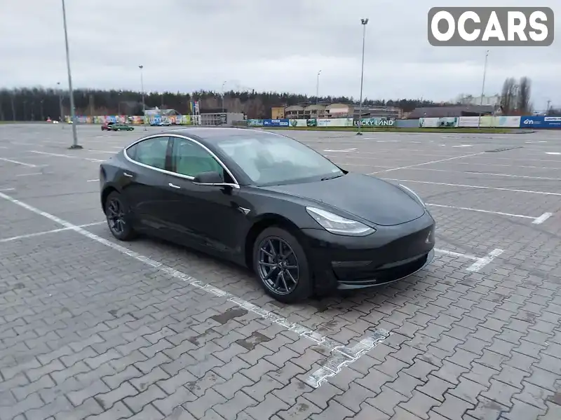 Седан Tesla Model 3 2019 null_content л. обл. Киевская, Киев - Фото 1/21