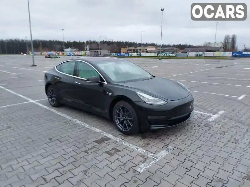 Седан Tesla Model 3 2019 null_content л. обл. Київська, Київ - Фото 1/21