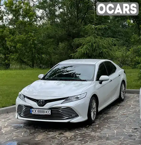 Седан Toyota Camry 2020 2.49 л. Автомат обл. Харківська, Харків - Фото 1/4