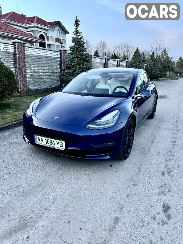 Седан Tesla Model 3 2020 null_content л. Автомат обл. Киевская, Киев - Фото 1/21