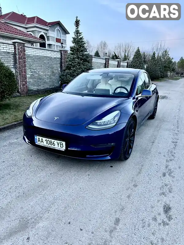 Седан Tesla Model 3 2020 null_content л. Автомат обл. Київська, Київ - Фото 1/21