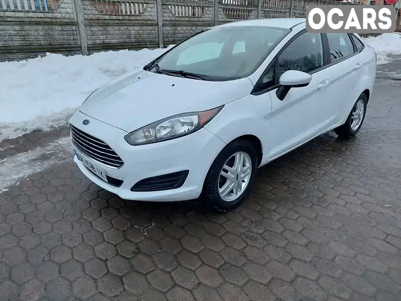 Седан Ford Fiesta 2018 1.6 л. Автомат обл. Рівненська, Костопіль - Фото 1/21