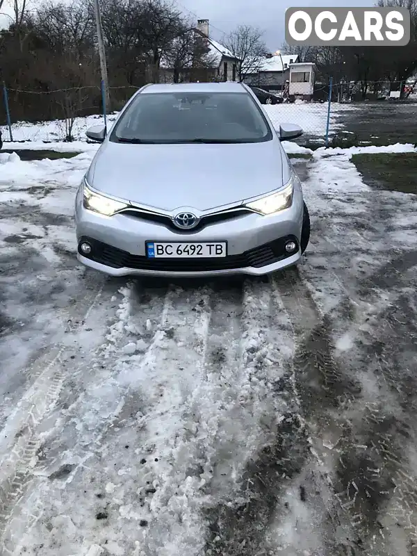 Хетчбек Toyota Auris 2017 1.8 л. Автомат обл. Львівська, Львів - Фото 1/15