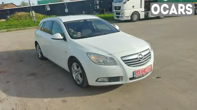 Универсал Opel Insignia 2011 2 л. Ручная / Механика обл. Волынская, Горохов - Фото 1/21