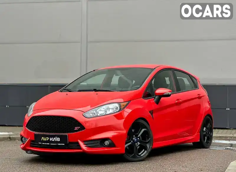 Хэтчбек Ford Fiesta 2016 1.6 л. Ручная / Механика обл. Киевская, Киев - Фото 1/21