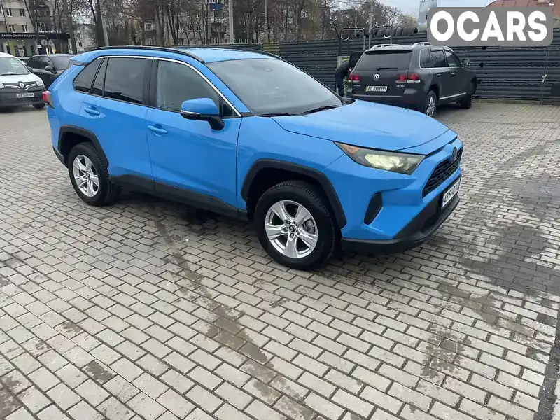 Внедорожник / Кроссовер Toyota RAV4 2019 2.49 л. Вариатор обл. Киевская, Киев - Фото 1/21