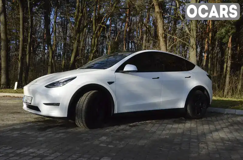 Внедорожник / Кроссовер Tesla Model Y 2022 null_content л. Автомат обл. Львовская, Львов - Фото 1/17