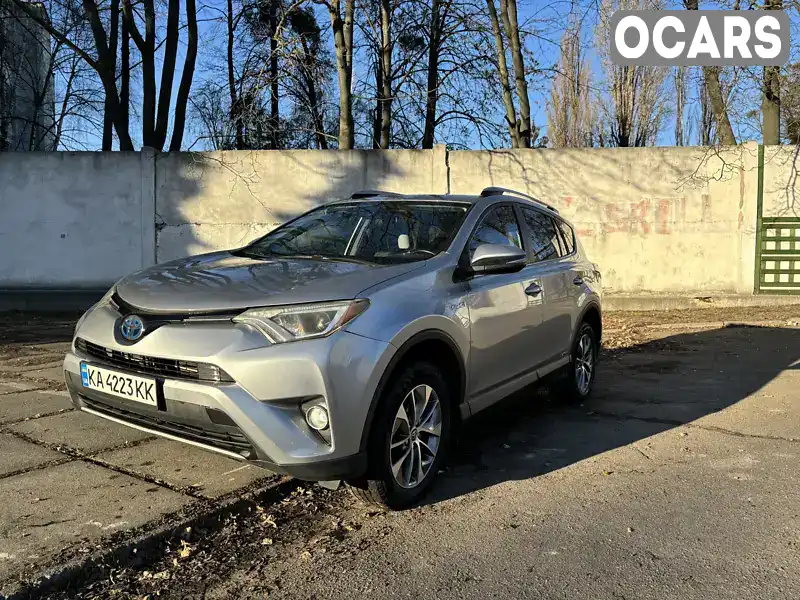 Позашляховик / Кросовер Toyota RAV4 2017 2.49 л. Автомат обл. Київська, Київ - Фото 1/21