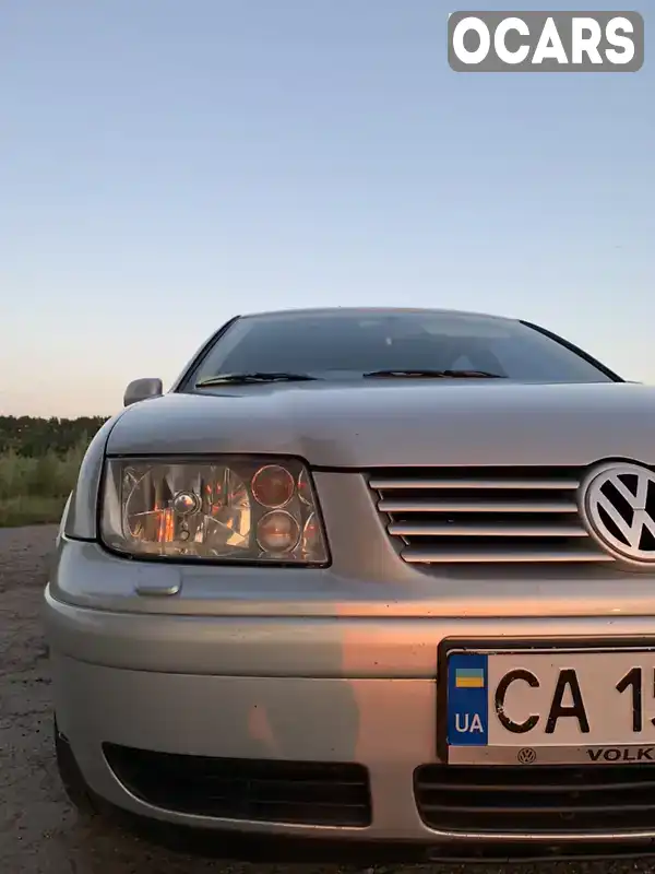 Седан Volkswagen Bora 1999 2.3 л. Ручная / Механика обл. Черкасская, Монастырище - Фото 1/21