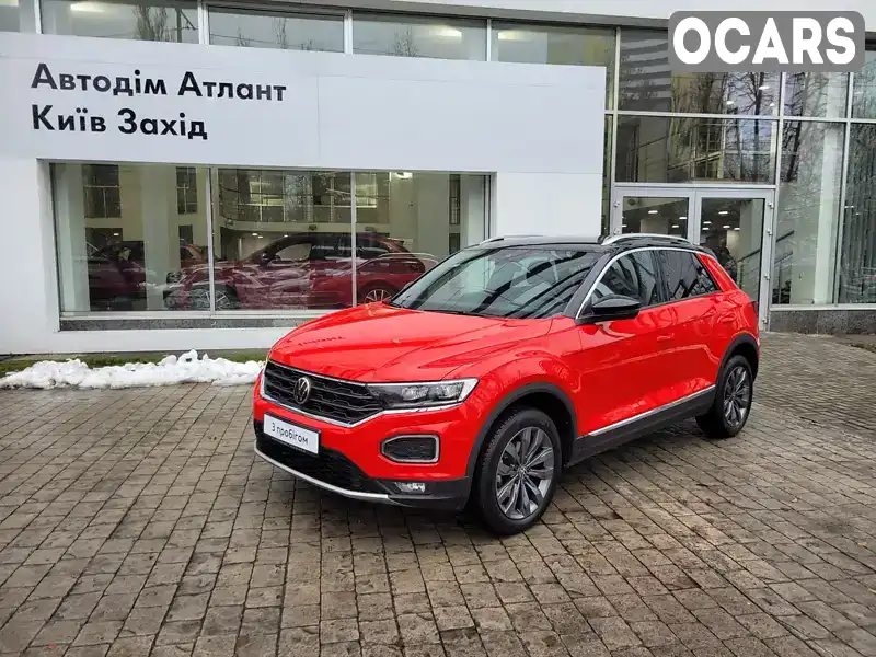 Позашляховик / Кросовер Volkswagen T-Roc 2021 1.5 л. Автомат обл. Київська, Київ - Фото 1/21