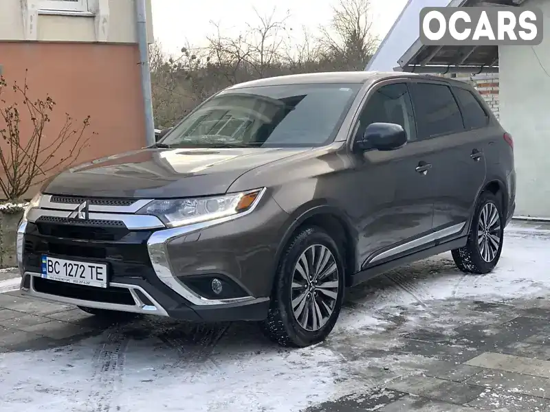 Позашляховик / Кросовер Mitsubishi Outlander 2020 2.36 л. Автомат обл. Львівська, Львів - Фото 1/18