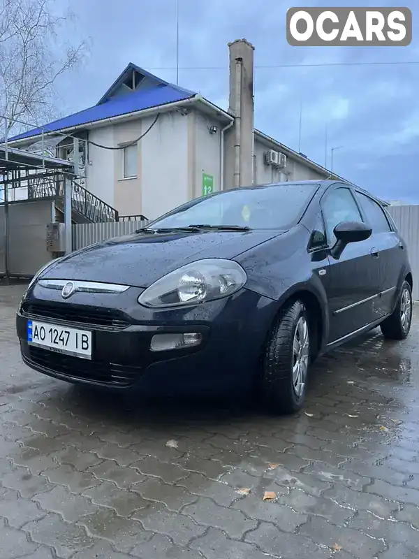 Хетчбек Fiat Punto 2011 1.24 л. Ручна / Механіка обл. Закарпатська, Мукачево - Фото 1/9