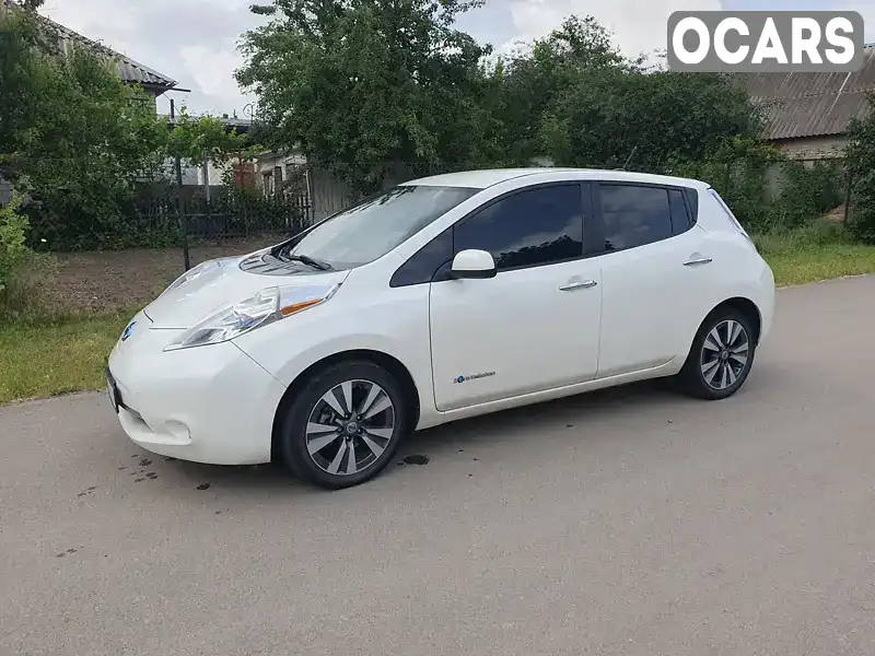 Хэтчбек Nissan Leaf 2013 null_content л. Автомат обл. Черкасская, Умань - Фото 1/13