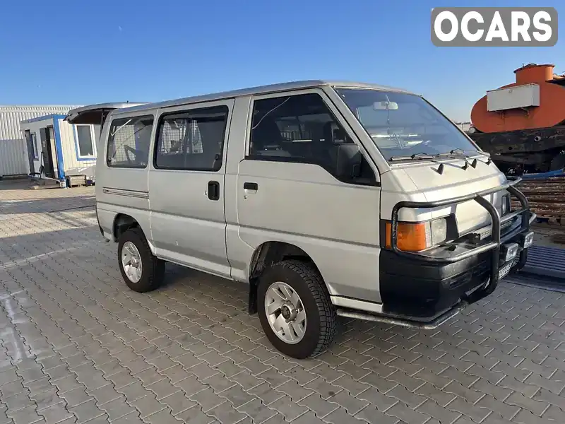 Мінівен Mitsubishi L 300 1989 2 л. Ручна / Механіка обл. Одеська, Одеса - Фото 1/11