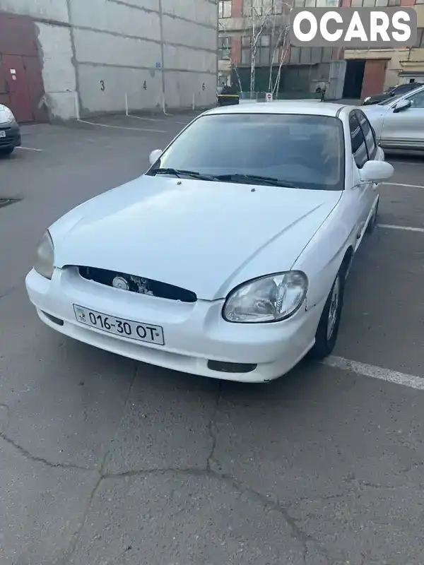 Седан Hyundai Sonata 2000 2 л. Ручна / Механіка обл. Одеська, Одеса - Фото 1/16
