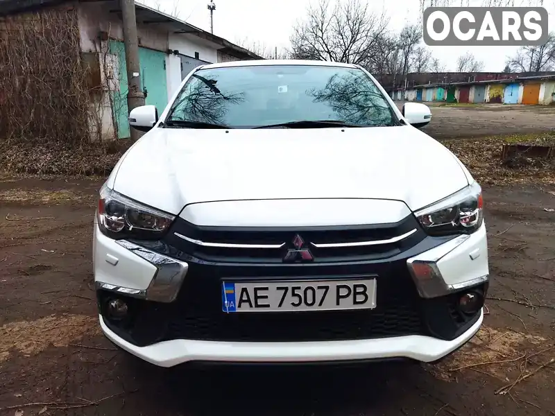 Внедорожник / Кроссовер Mitsubishi Outlander Sport 2018 2 л. Вариатор обл. Днепропетровская, Кривой Рог - Фото 1/17