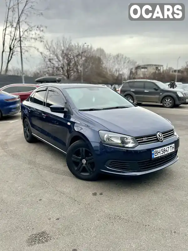 Седан Volkswagen Polo 2011 1.6 л. Автомат обл. Одесская, Одесса - Фото 1/6