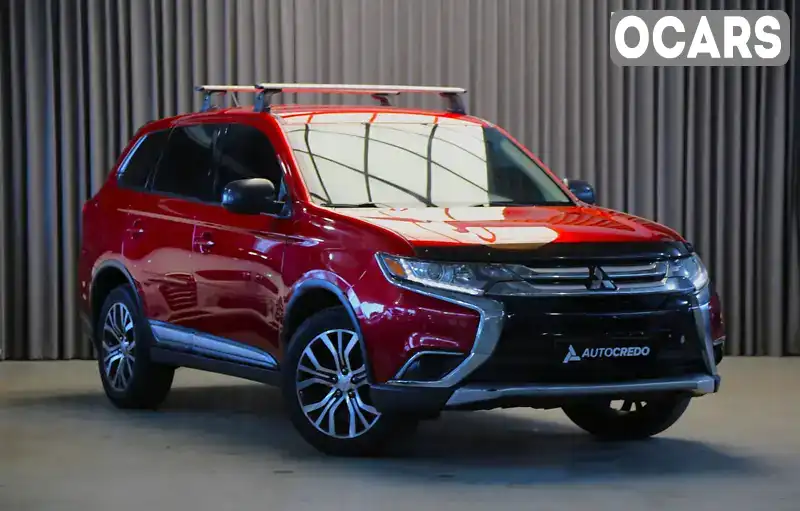 Позашляховик / Кросовер Mitsubishi Outlander 2016 2.36 л. Автомат обл. Київська, Київ - Фото 1/21