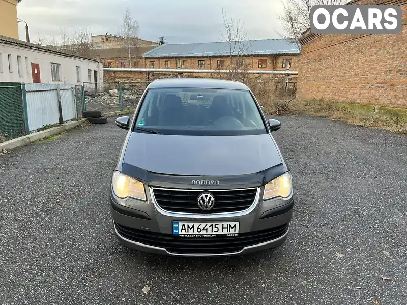 Мінівен Volkswagen Touran 2009 1.6 л. Ручна / Механіка обл. Вінницька, Вінниця - Фото 1/21