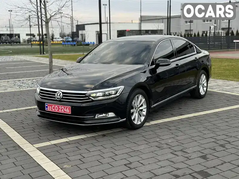 Седан Volkswagen Passat 2016 2 л. Автомат обл. Закарпатская, Мукачево - Фото 1/15