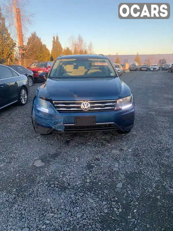 Внедорожник / Кроссовер Volkswagen Tiguan 2019 2 л. Автомат обл. Львовская, Львов - Фото 1/17