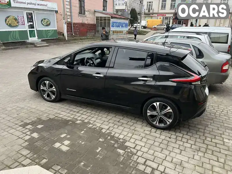 Хетчбек Nissan Leaf 2018 null_content л. обл. Чернівецька, Кіцмань - Фото 1/19