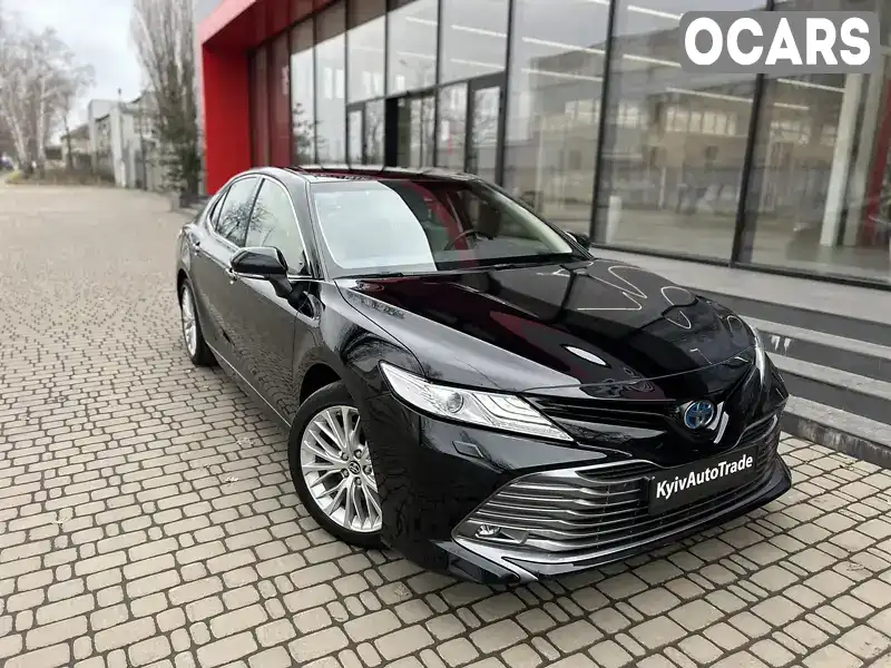 Седан Toyota Camry 2020 2.49 л. Вариатор обл. Киевская, Киев - Фото 1/21