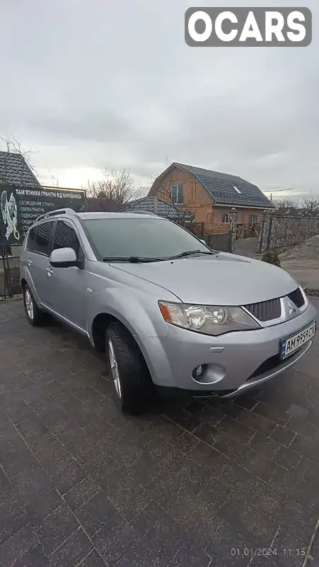 Внедорожник / Кроссовер Mitsubishi Outlander XL 2007 2.18 л. Ручная / Механика обл. Житомирская, Бердичев - Фото 1/21