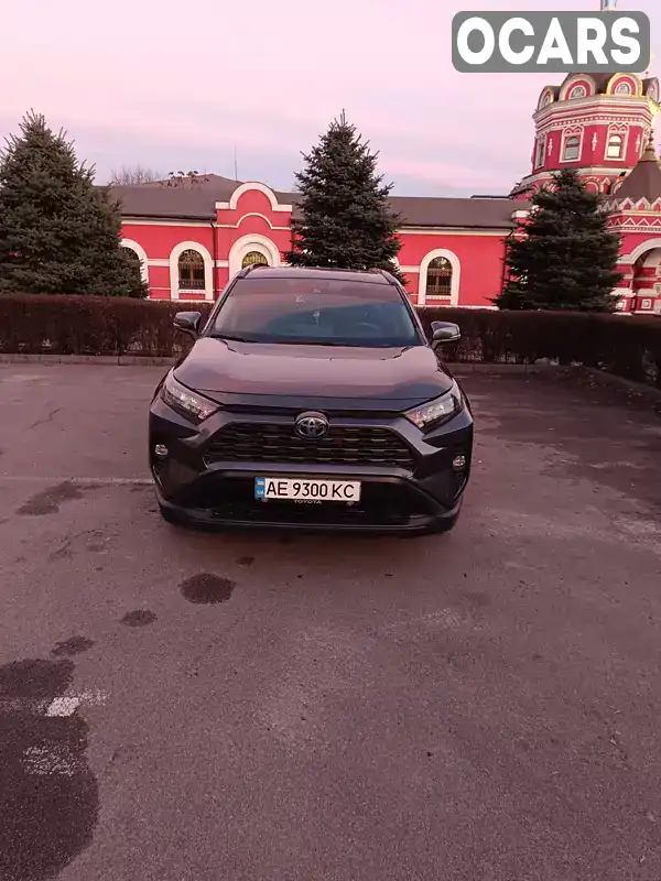 Позашляховик / Кросовер Toyota RAV4 2020 2.49 л. Автомат обл. Дніпропетровська, Кам'янське (Дніпродзержинськ) - Фото 1/9