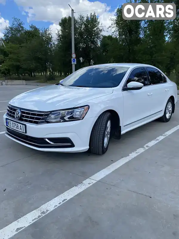 Седан Volkswagen Passat 2016 1.8 л. Автомат обл. Дніпропетровська, Дніпро (Дніпропетровськ) - Фото 1/19