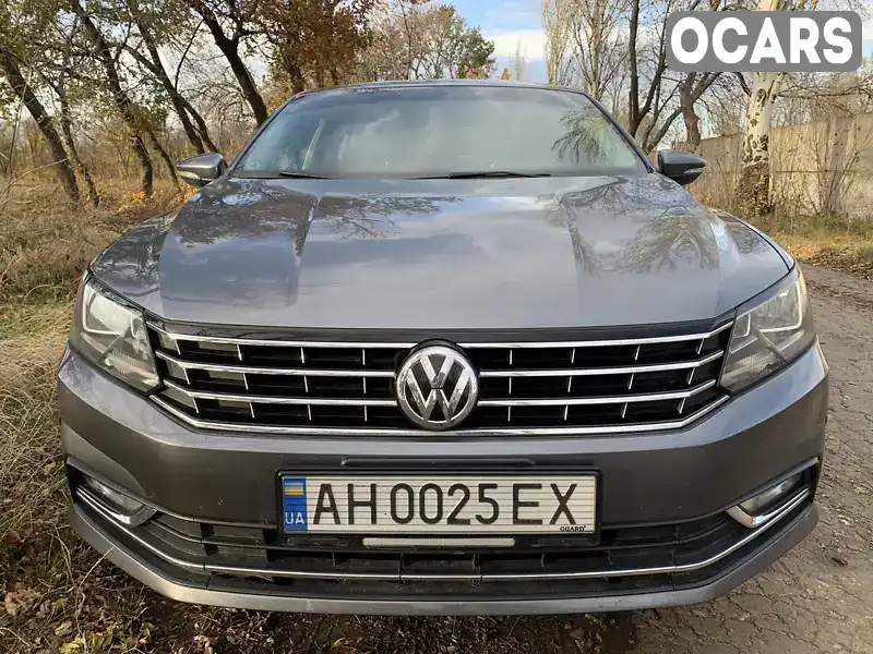 Седан Volkswagen Passat 2015 1.8 л. Автомат обл. Донецкая, Покровск (Красноармейск) - Фото 1/13