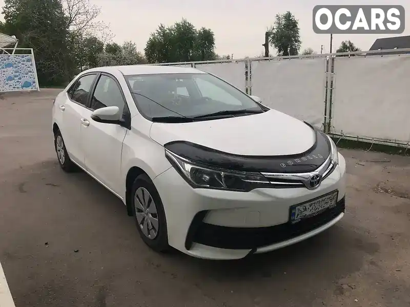 Седан Toyota Corolla 2018 1.33 л. Ручная / Механика обл. Киевская, Мироновка - Фото 1/21