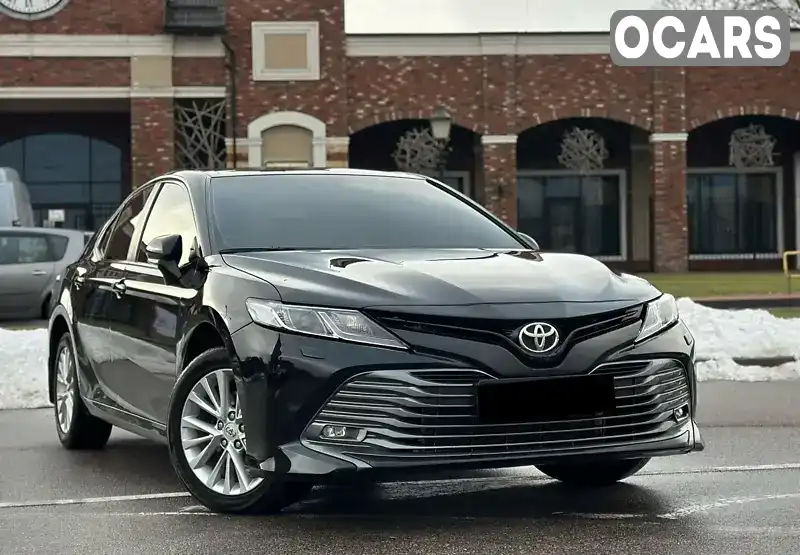 Седан Toyota Camry 2020 2.4 л. Автомат обл. Киевская, Киев - Фото 1/16